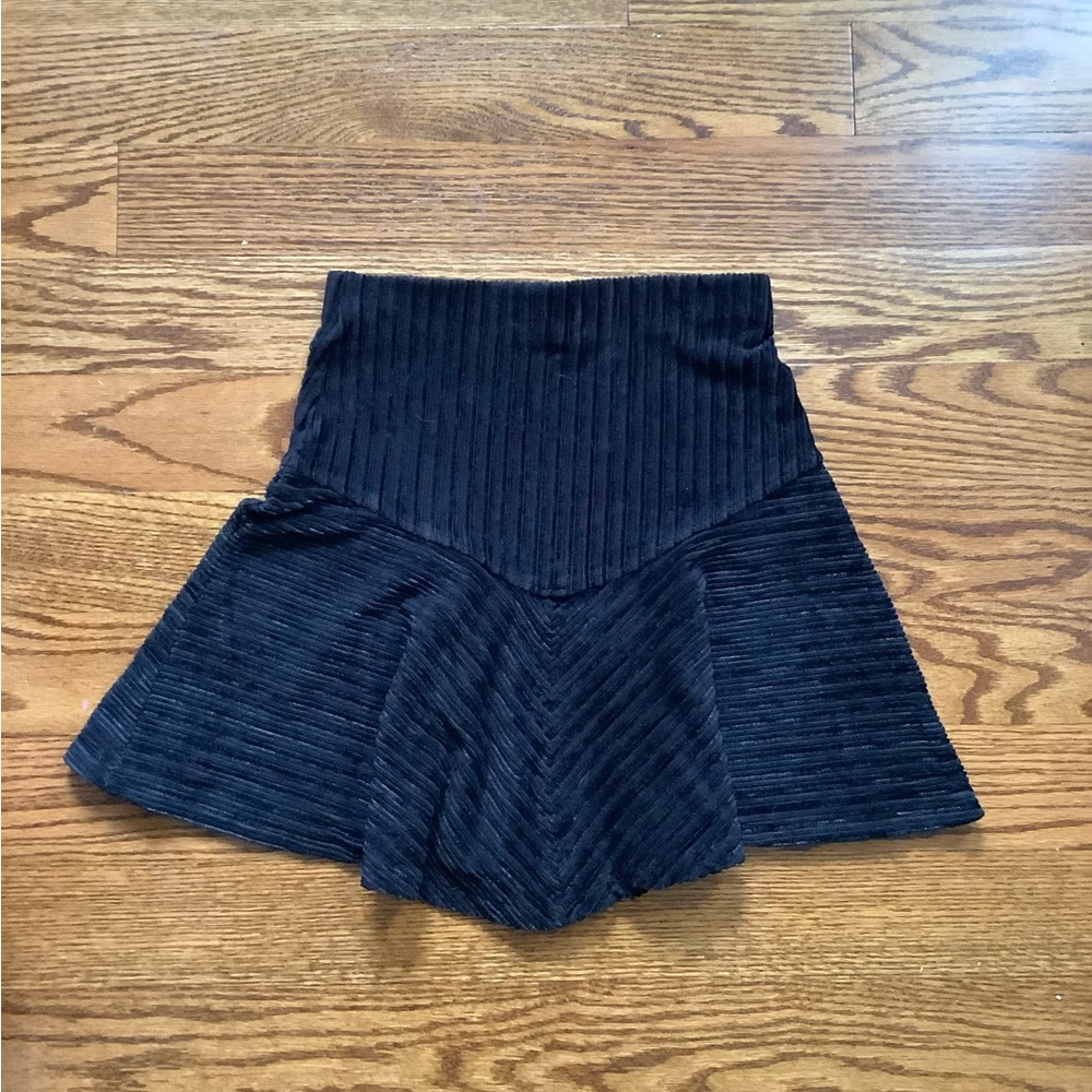 Free People black velvet skirt